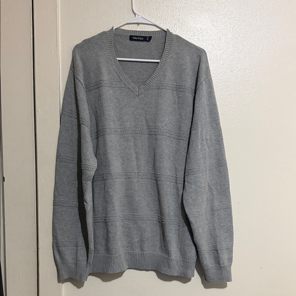 Nautica Men's V-Neck Gray Sweater